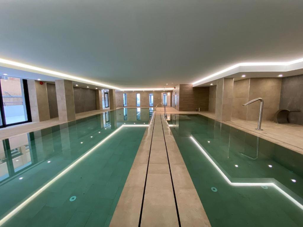Cp Top Floor Luxury Studio With Spa And Pool Gibraltar Luaran gambar