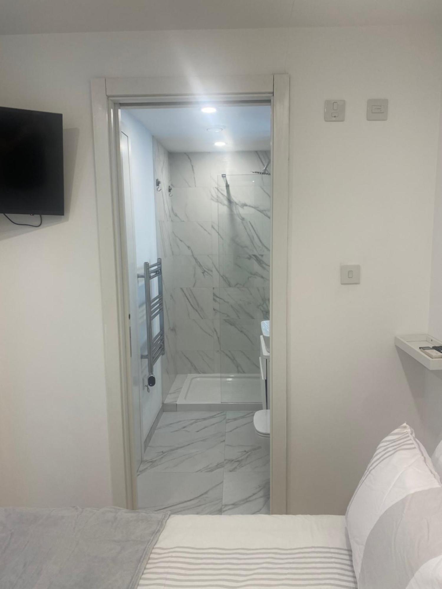 Cp Top Floor Luxury Studio With Spa And Pool Gibraltar Luaran gambar